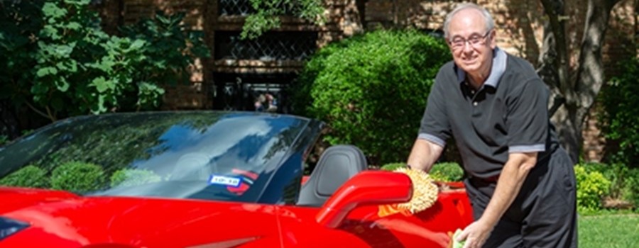 Plano Man Gets Back On Track After Joint Replacement